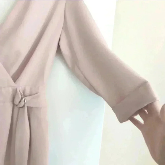 L'atiste by Amy baby pink cutout back d-ring belted v-neck romper playsuit - Picture 2 of 6